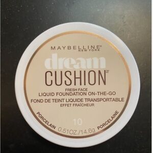 NEW Maybelline Dream Cushion Fresh Face Liquid On-the-Go Foundation in Porcelain